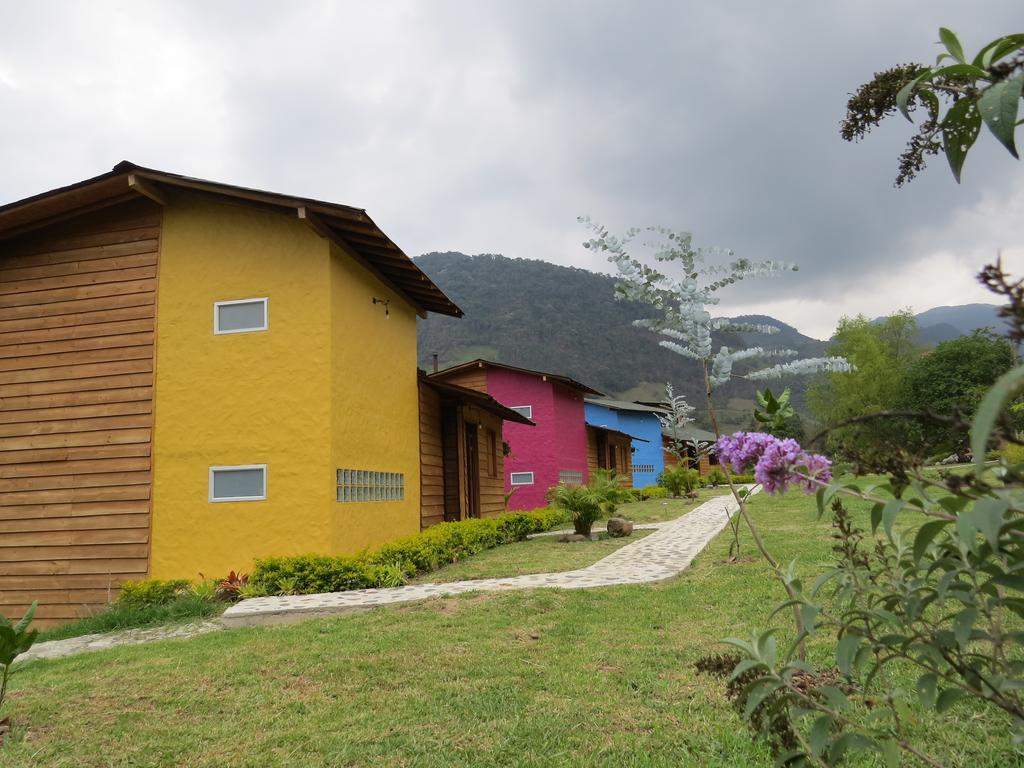 Gallito De Las Rocas Guest House Jardín Exteriér fotografie